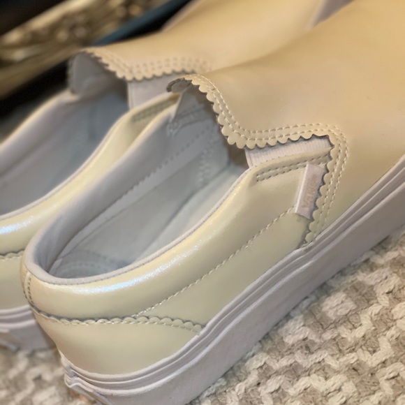 Ladies NEW VANS pearl iridescent ivory 8.5 - Picture 6 of 6